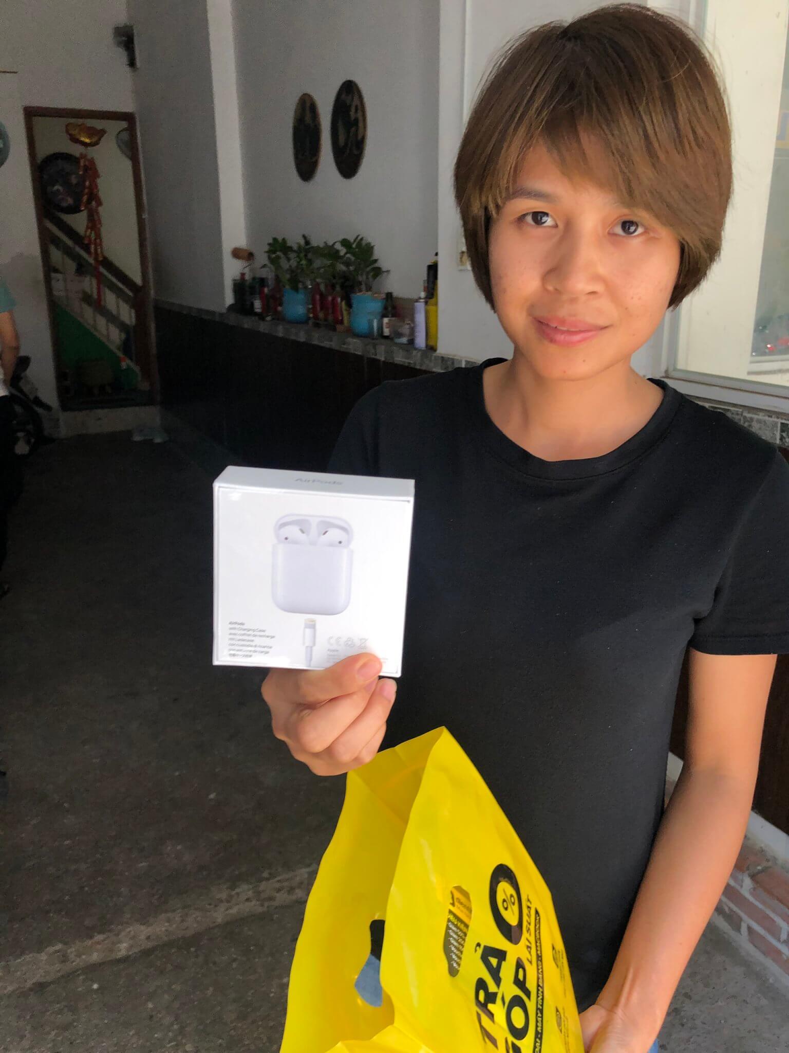 Tai nghe Apple AirPods 2 Hộp Sạc Có Dây Cũ 99%