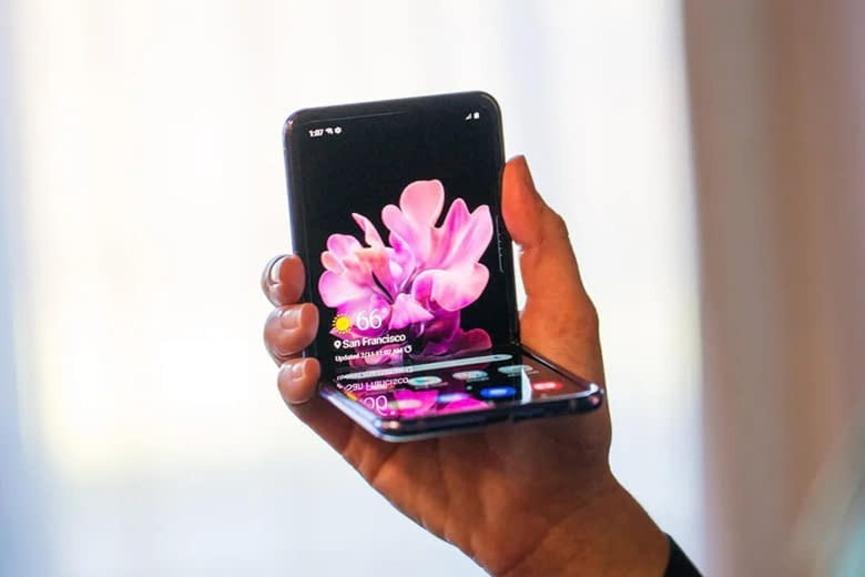 Super Amoled độ ph&acirc;n giải full HD+