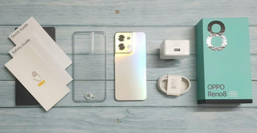 Hỗ trợ sạc nhanh 80W