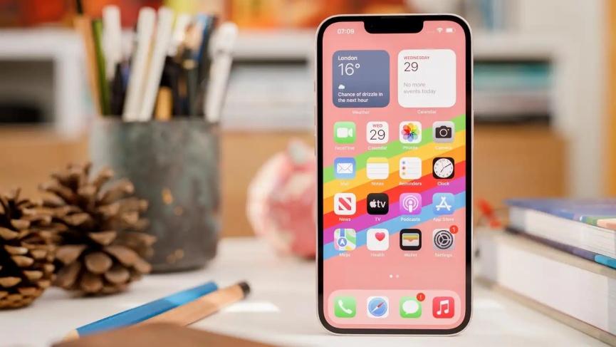 gi&aacute; b&aacute;n của iphone 13 cũ