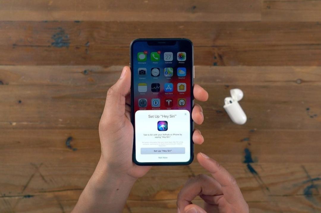 điều khiển giọng n&oacute;i bằng siri