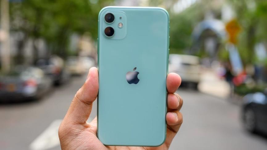 iPhone 11 thiết kế hi&ecirc;n đại