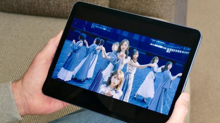 iPad Air 5 10.9 inch 2022 5G m&agrave;n h&igrave;nh retina