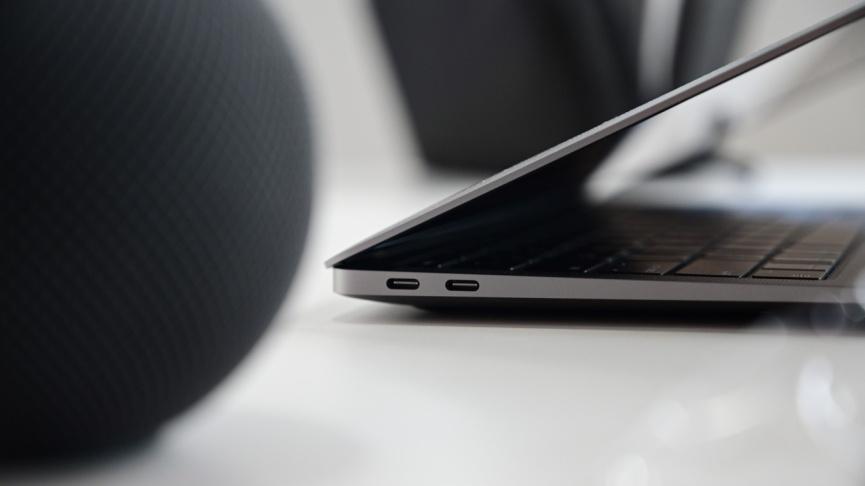 cổng kết nối Macbook Air 2020 13 inch