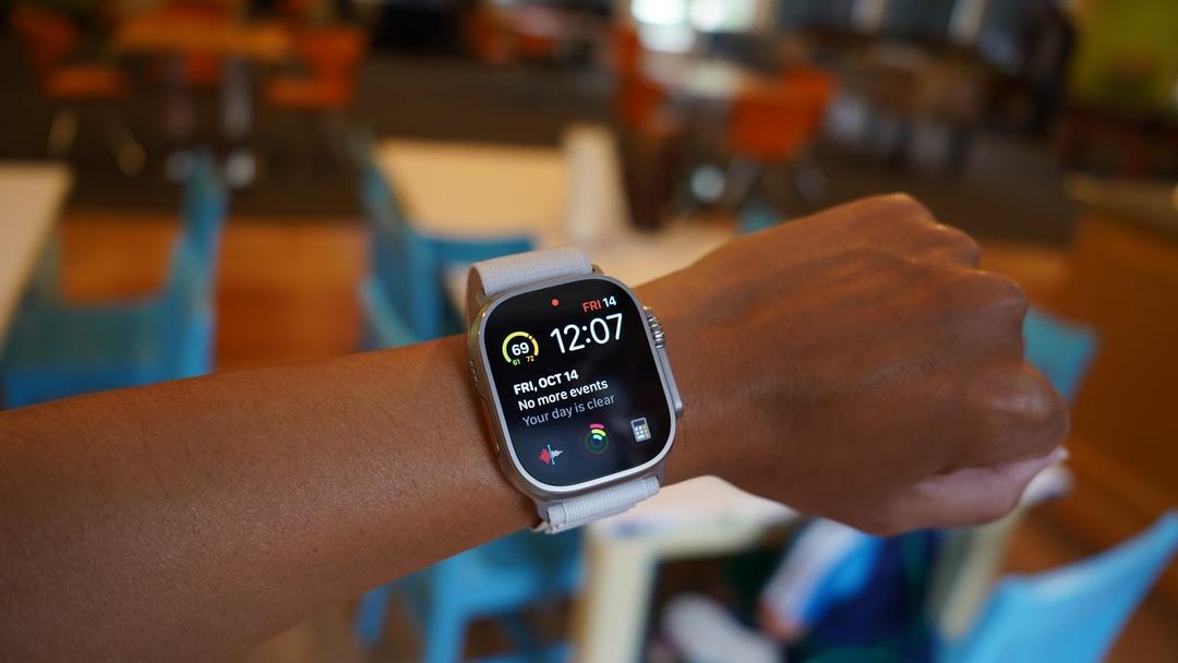 m&agrave;n h&igrave;nh Apple Watch Ultra 2
