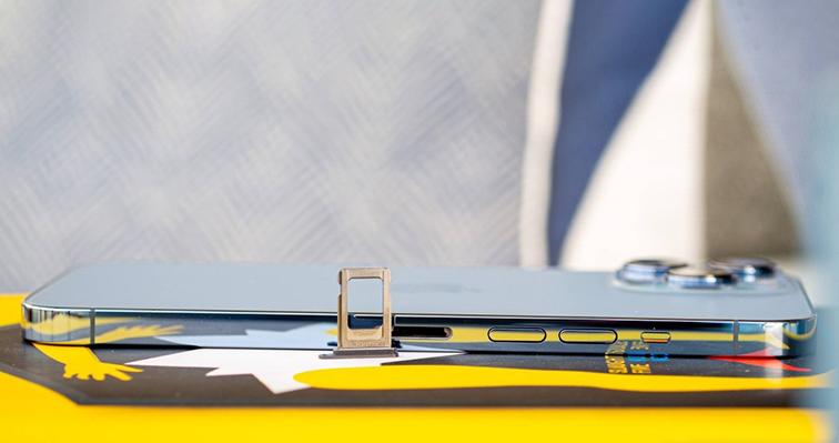 esim k&eacute;p tr&ecirc;n iphone 13 pro max