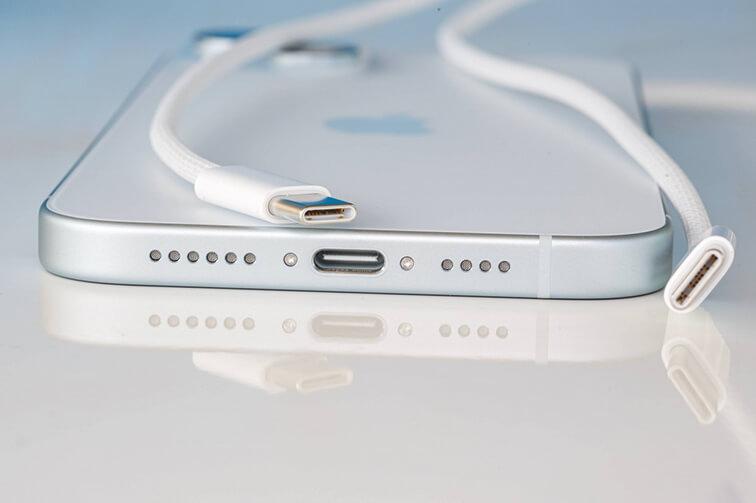 cổng usb c tr&ecirc;n iphone 15 plus