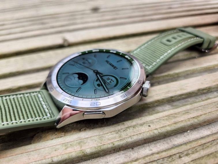 thiết kế Huawei Watch GT4 d&acirc;y Composite