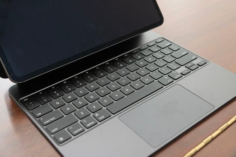 b&agrave;n di chuột magic keyboard ipad pro m4 11 inch