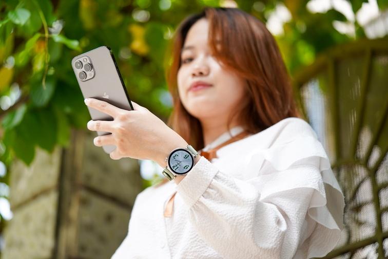 huawei watch gt4 kết nối dễ d&agrave;ng