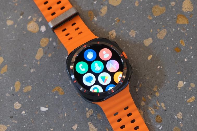 m&agrave;n h&igrave;nh galaxy watch ultra