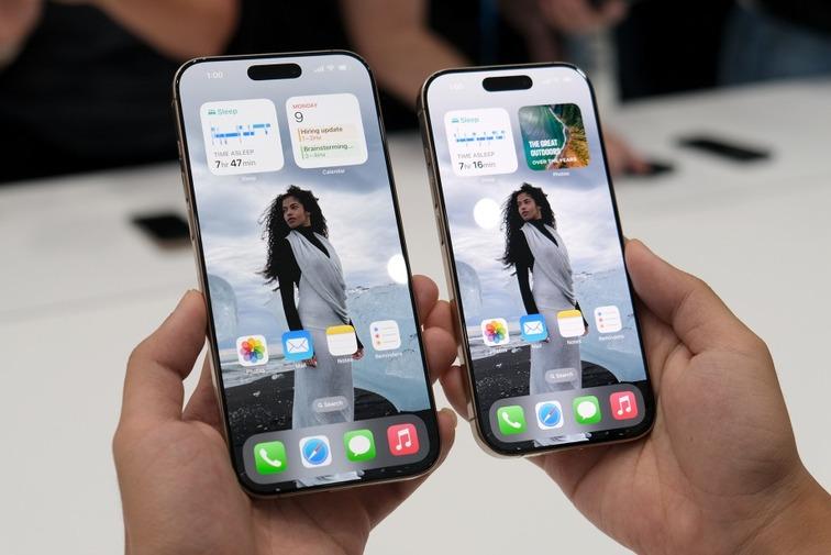 m&agrave;n h&igrave;nh iphone 16 pro max