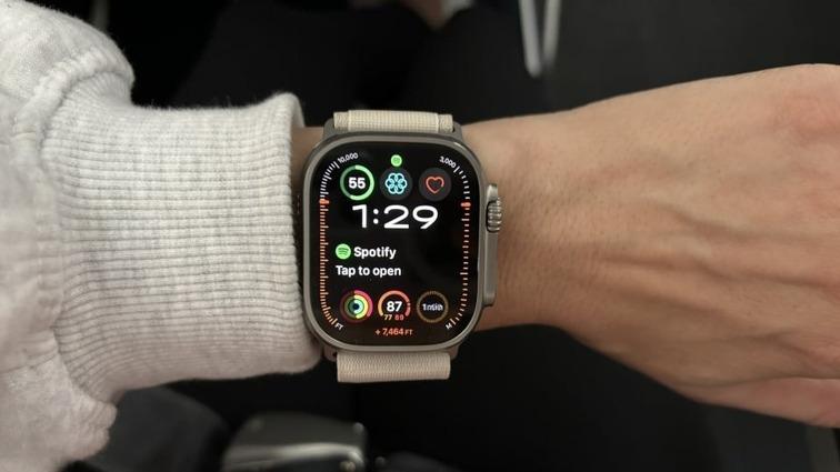 m&agrave;n h&igrave;nh apple watch ultra 2 2024