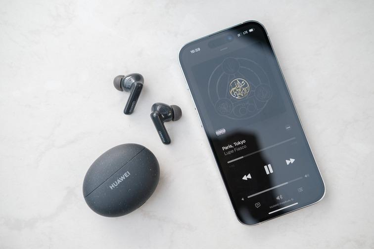 kết nối tr&ecirc;n Huawei FreeBuds 5i