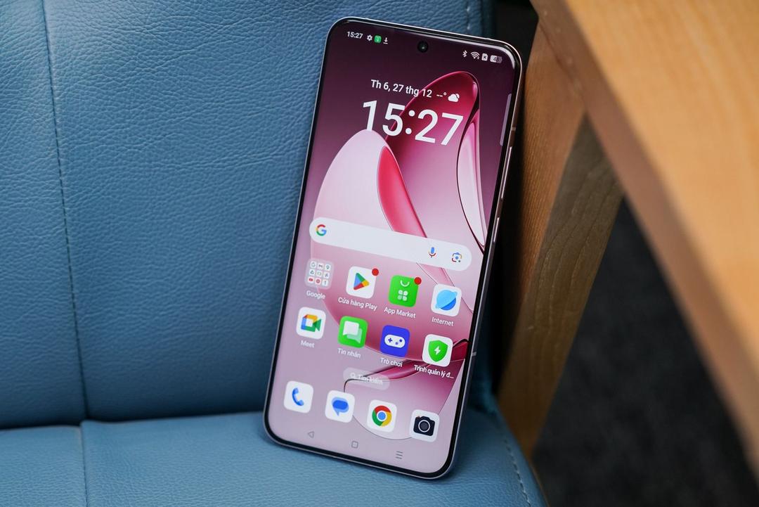 m&agrave;n h&igrave;nh Oppo Reno13 Pro 5G v&ocirc; cực