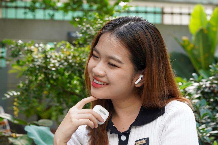 Airpods 4 chống ồn