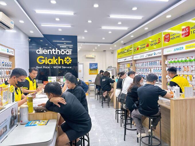 Chọn mua tại cửa h&agrave;ng uy t&iacute;n