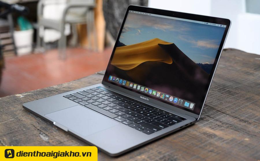 MacBook Pro 2022