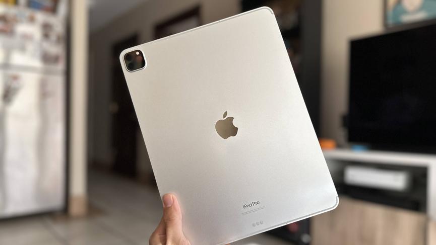 Thiết kế iPad Pro M2 vuông vức