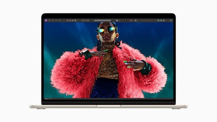 màn hình Macbook air m3